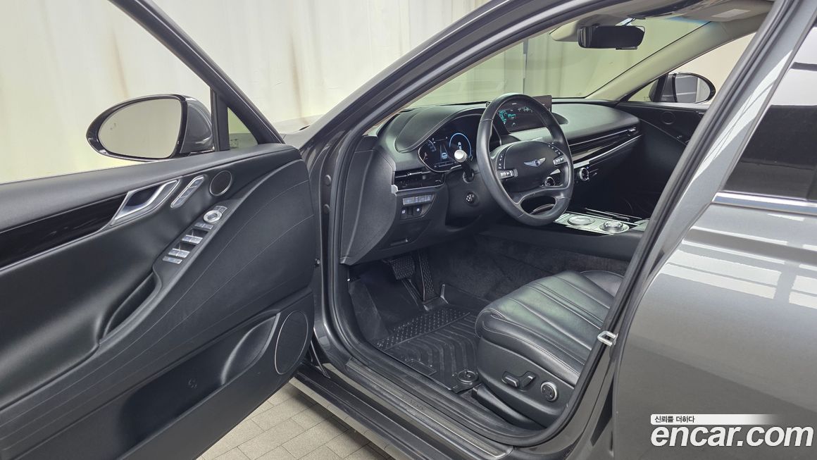 Genesis G80 2021