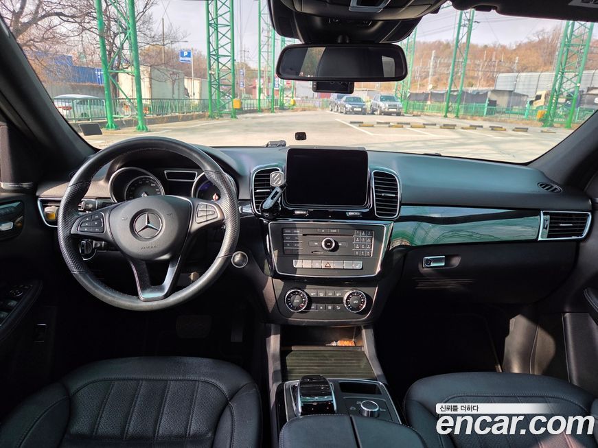 Mercedes-Benz GLE-Class 2017