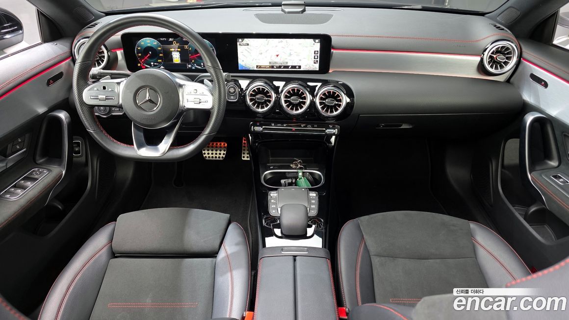 Mercedes-Benz CLA-Class 2022