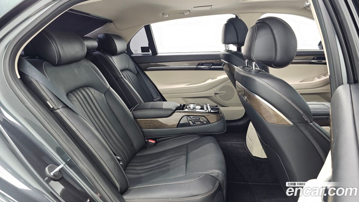 Genesis G90 2019