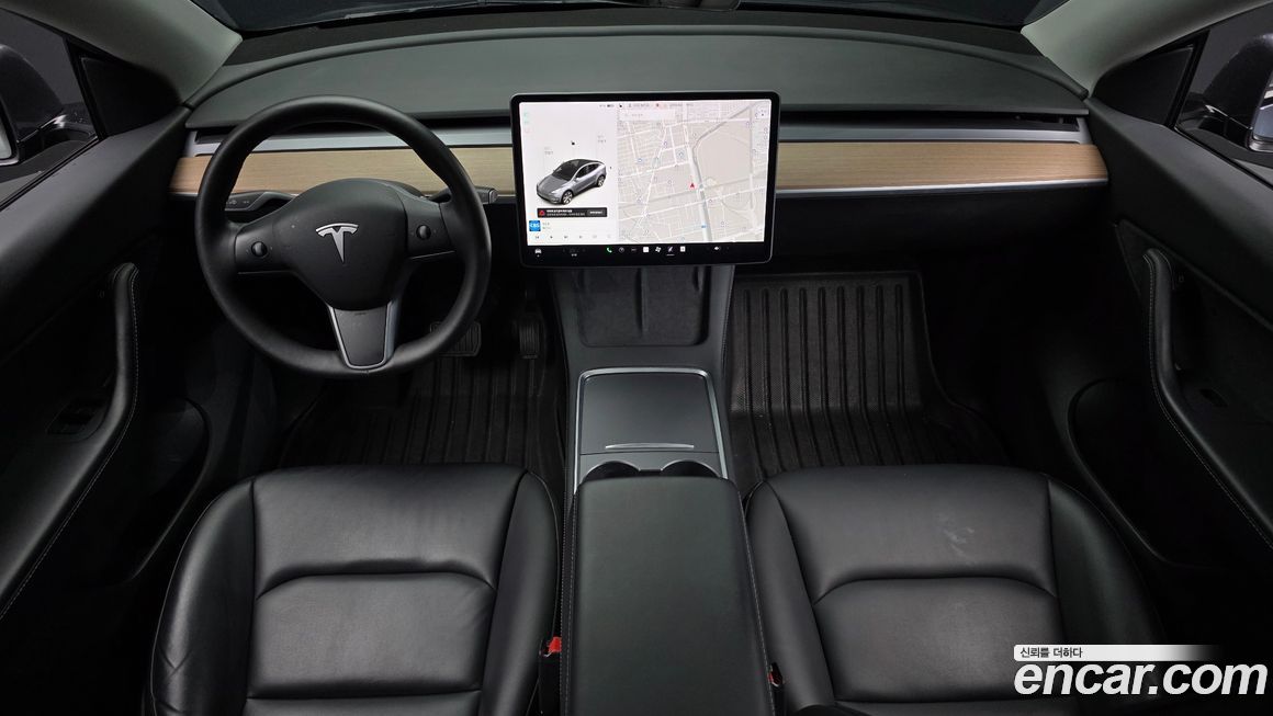 Tesla Model Y 2021