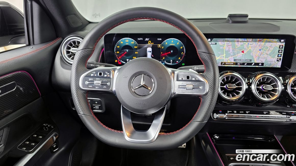 Mercedes-Benz GLB-Class 2022