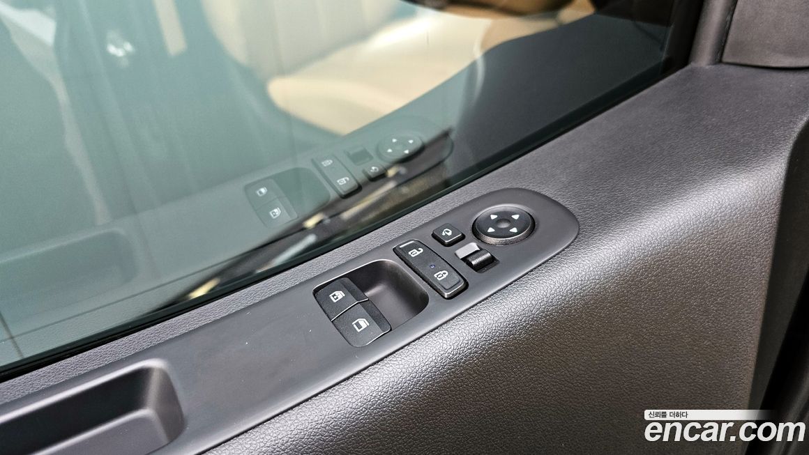Hyundai Staria 2024