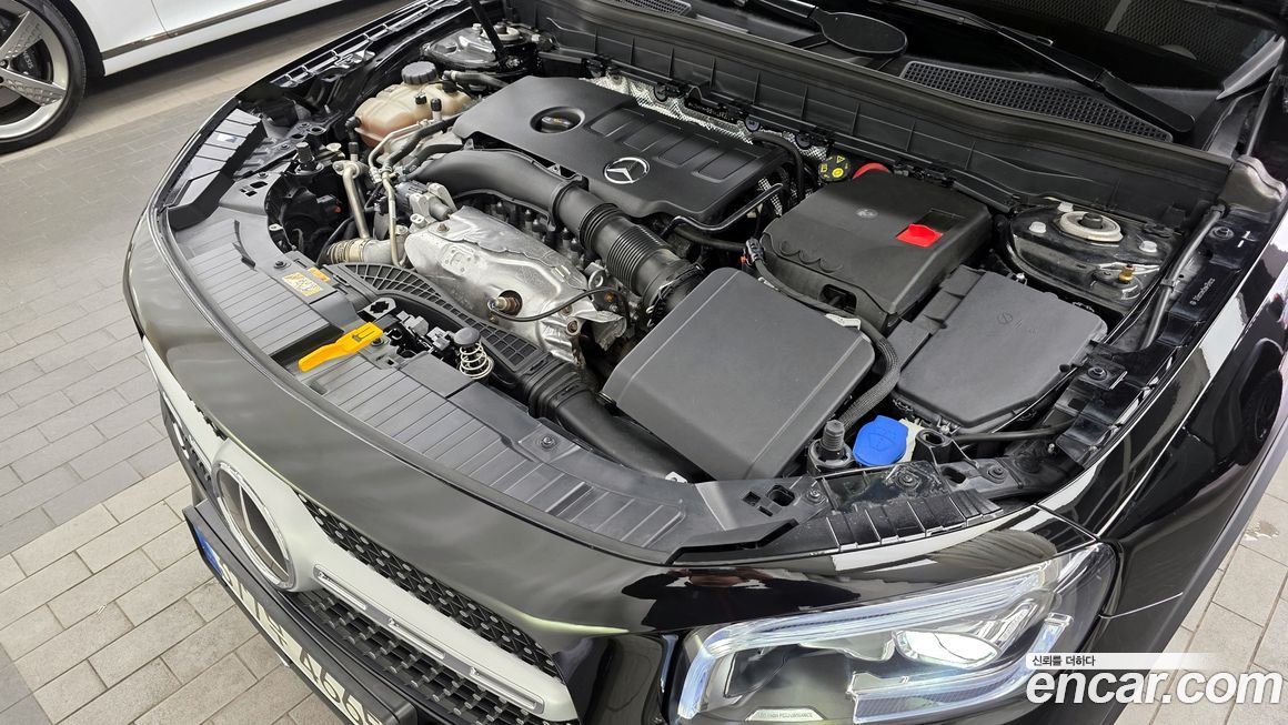 Mercedes-Benz GLB-Class 2022