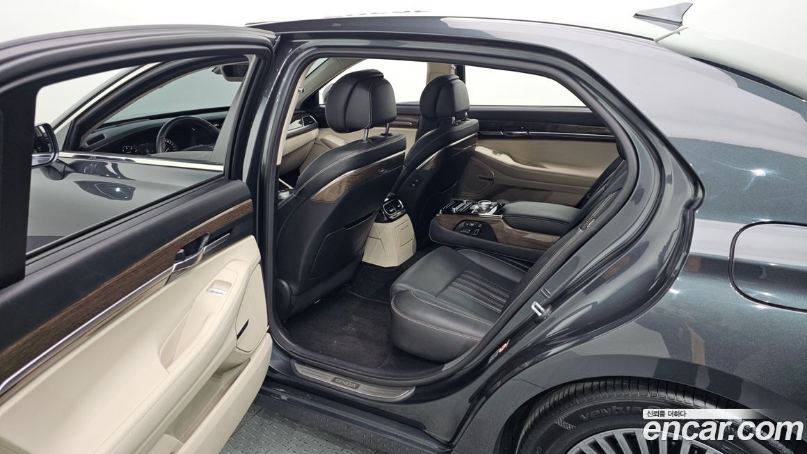 Genesis G90 2019