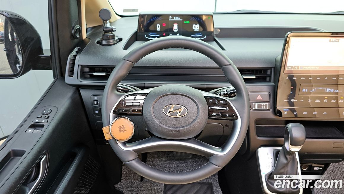 Hyundai Staria 2024
