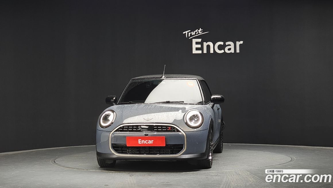 Mini Cooper Convertible 2025