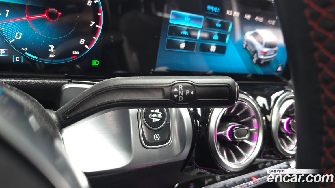 Mercedes-Benz GLB-Class 2022