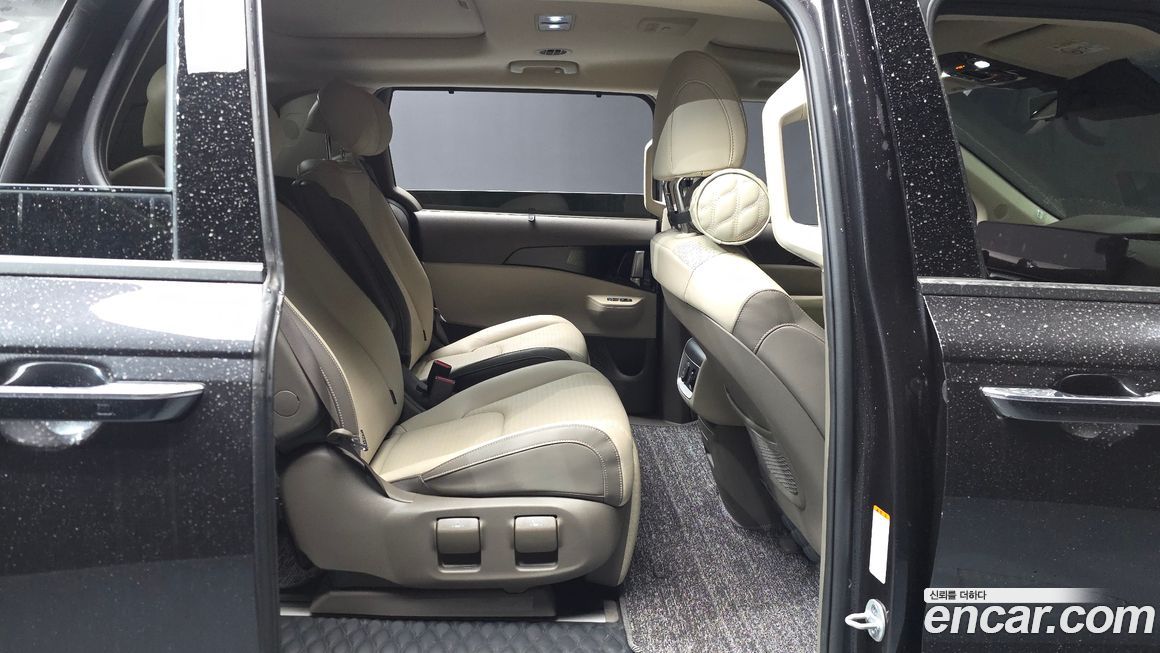 Kia Canival 2024