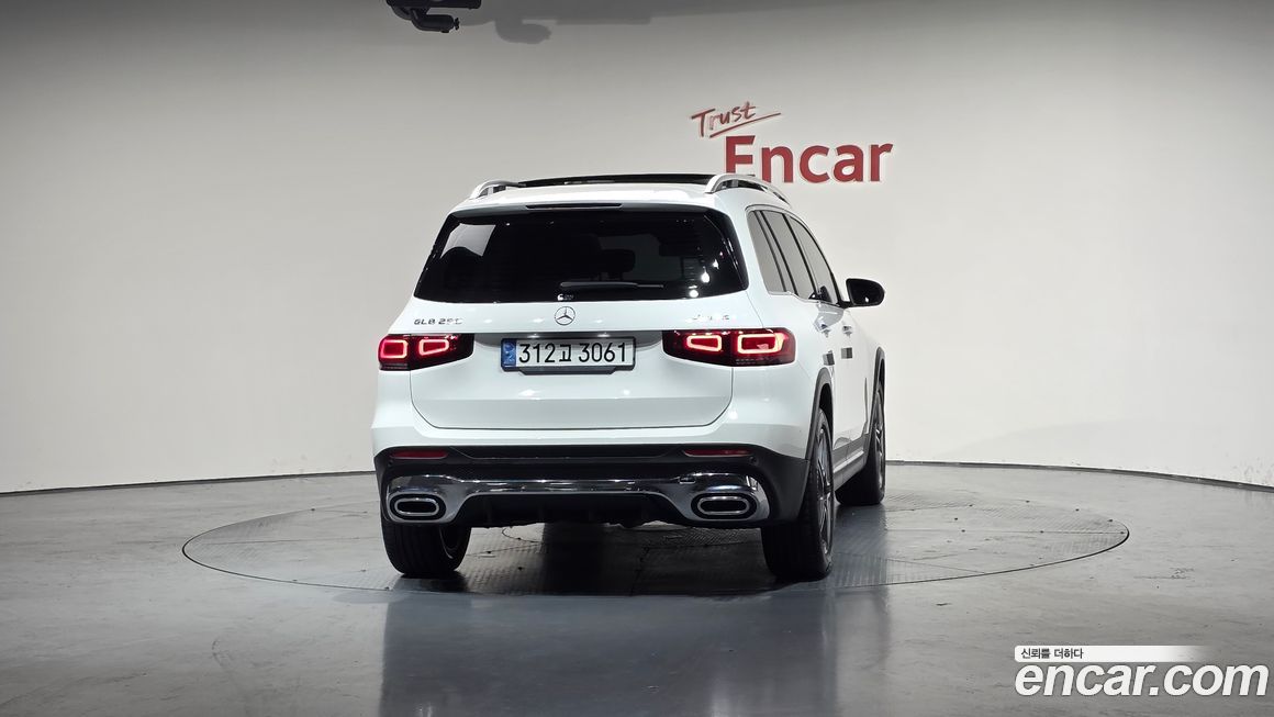 Mercedes-Benz GLB-Class 2022