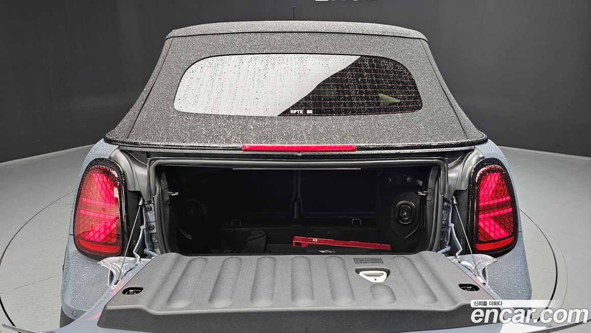 Mini Cooper Convertible 2025