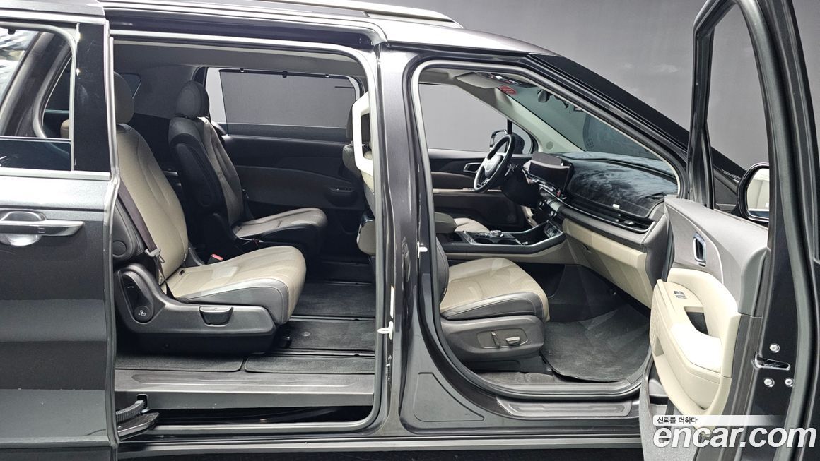 Kia Canival 2025