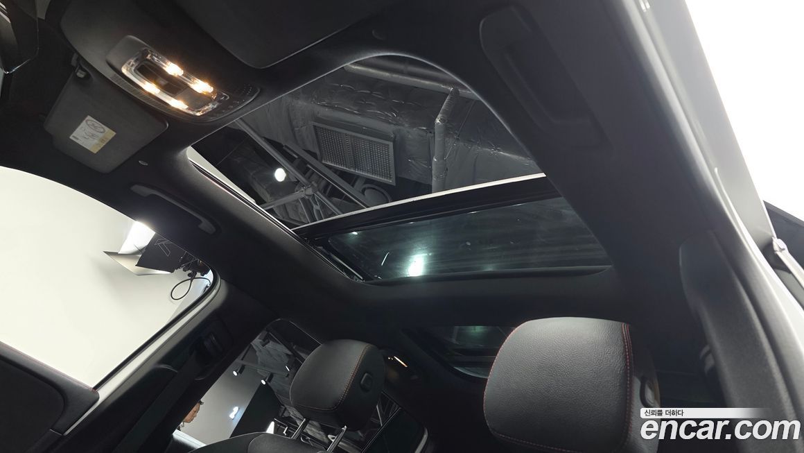 Mercedes-Benz GLB-Class 2022