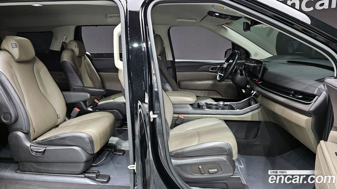 Kia Canival 2025
