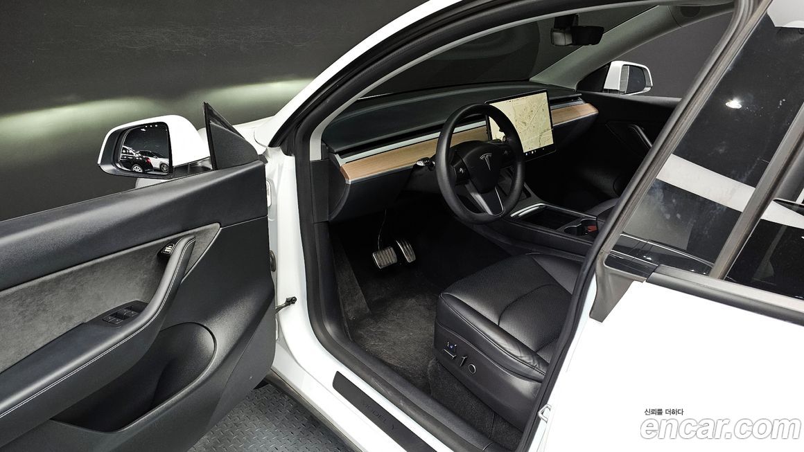 Tesla Model Y 2022