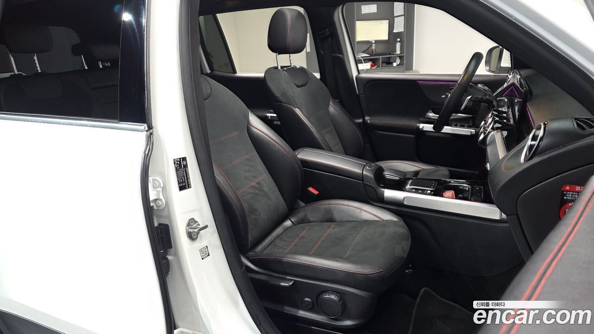 Mercedes-Benz GLB-Class 2022