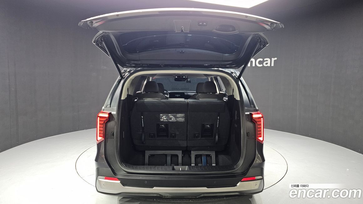 Kia Canival 2025