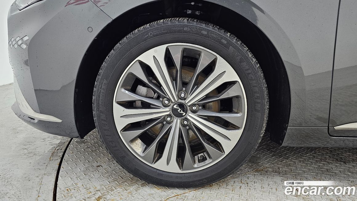 Kia K8 2023