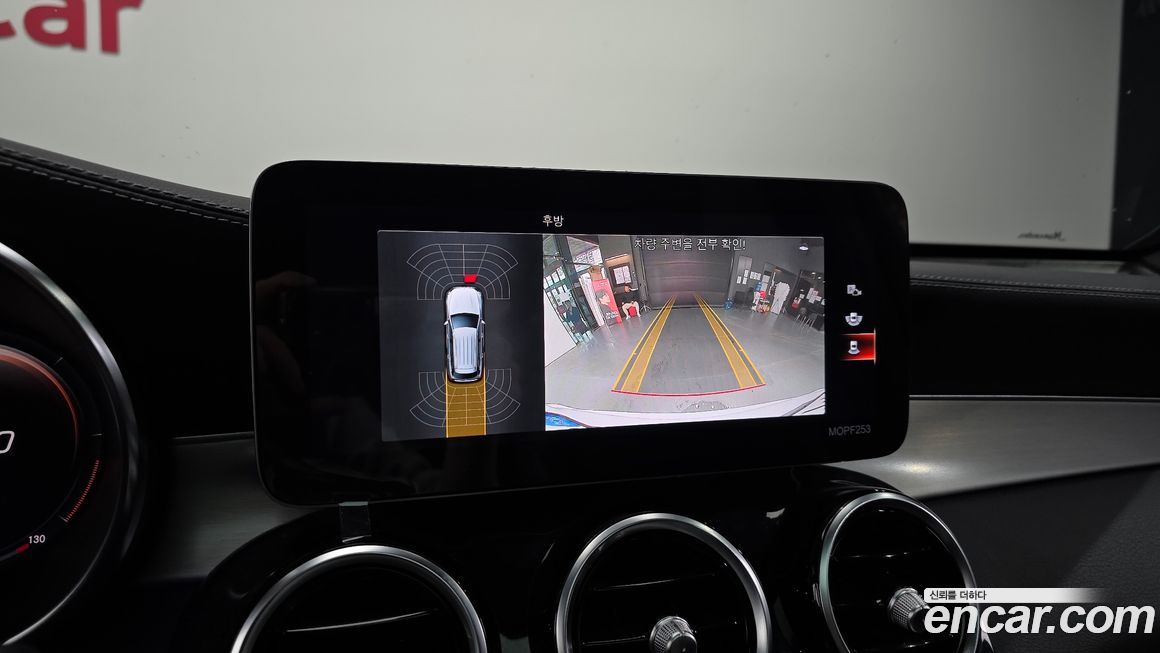 Mercedes-Benz GLC-Class 2021