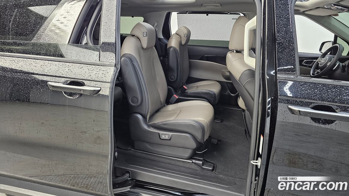 Kia Canival 2024