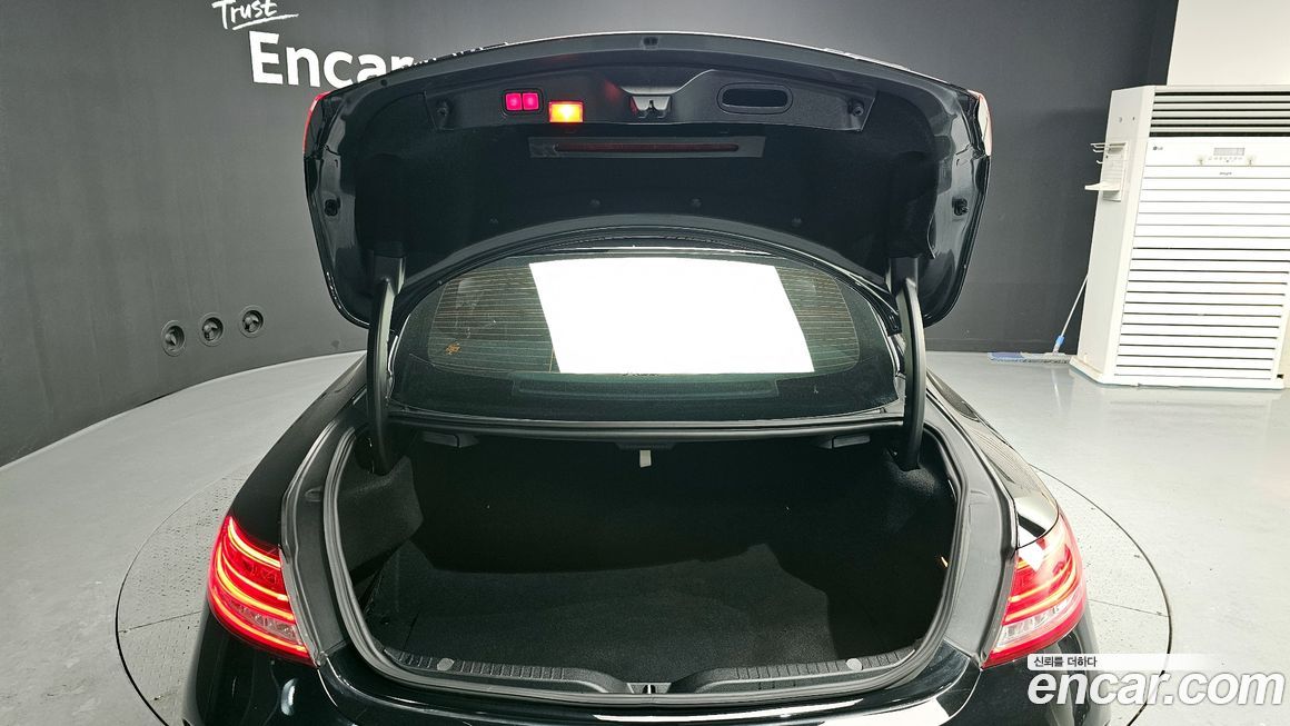 Mercedes-Benz C-Class 2017
