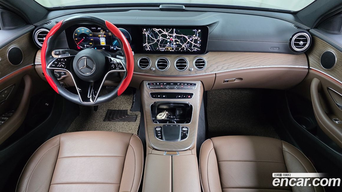 Mercedes-Benz E-Class 2021