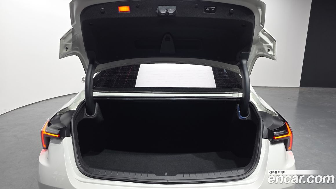Kia K8 2025