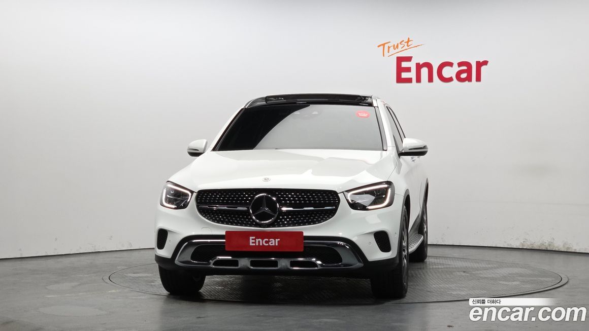 Mercedes-Benz GLC-Class 2021