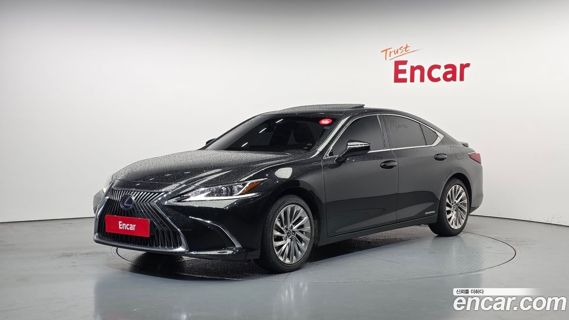 Lexus ES 2021