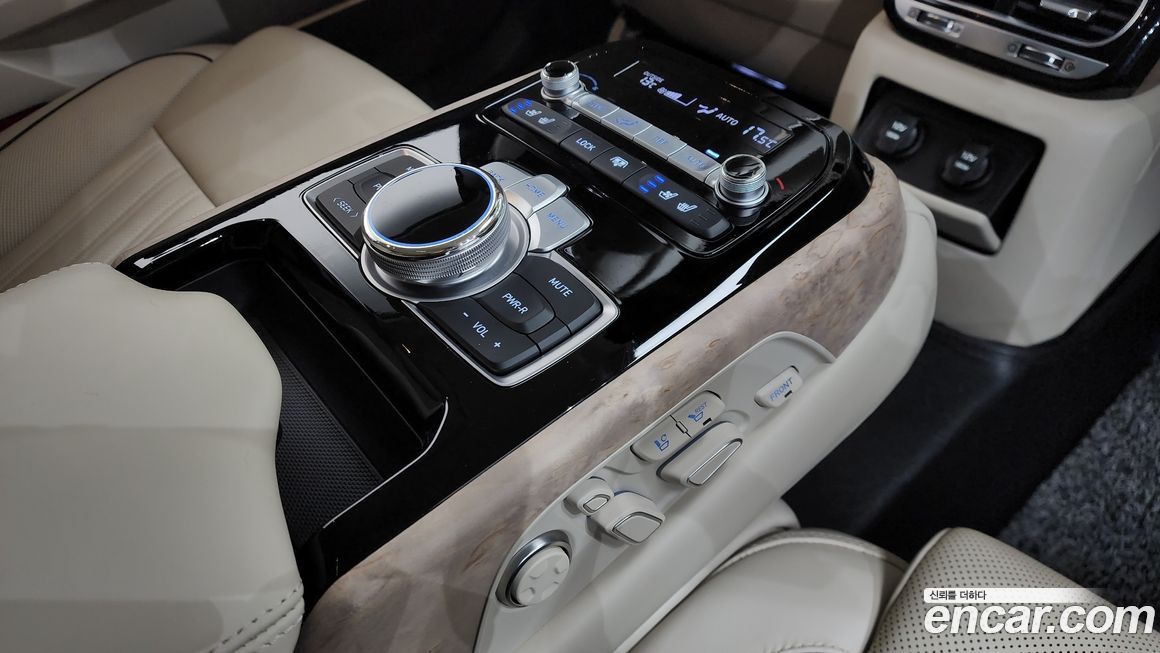 Genesis G90 2019