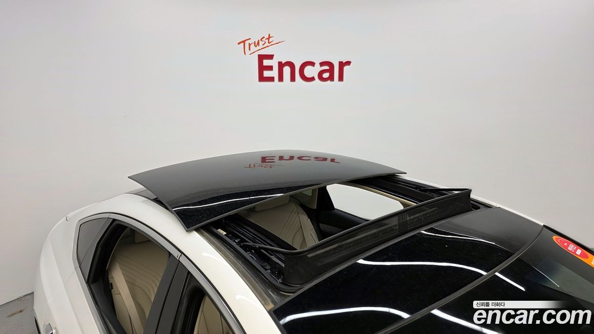 Genesis G80 2023