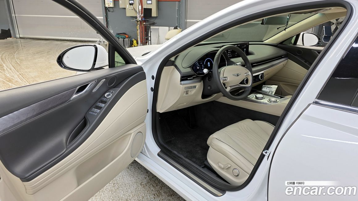 Genesis G80 2023