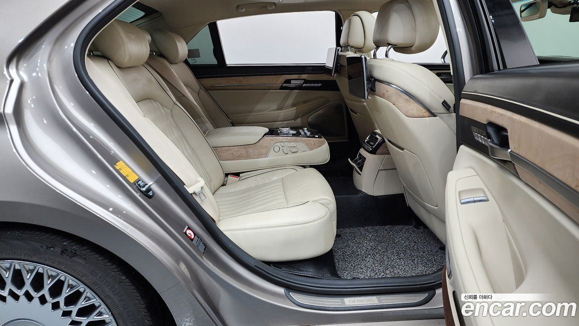 Genesis G90 2019