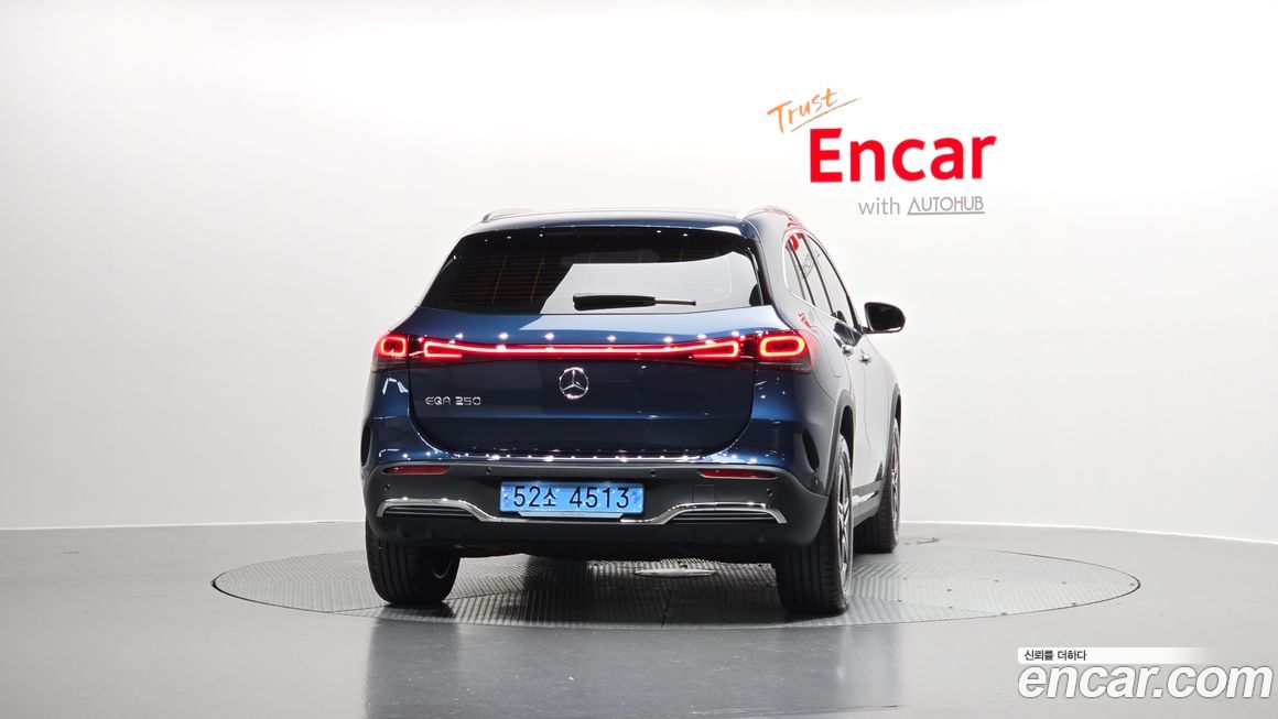 Mercedes-Benz EQA 2023