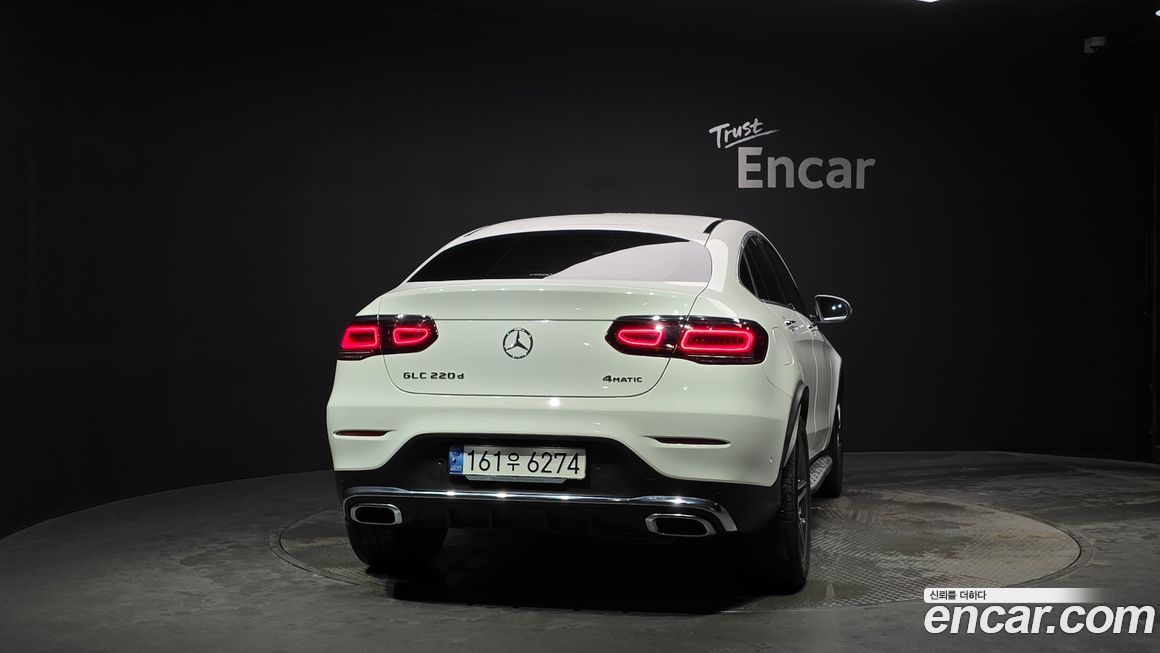 Mercedes-Benz GLC-Class 2021