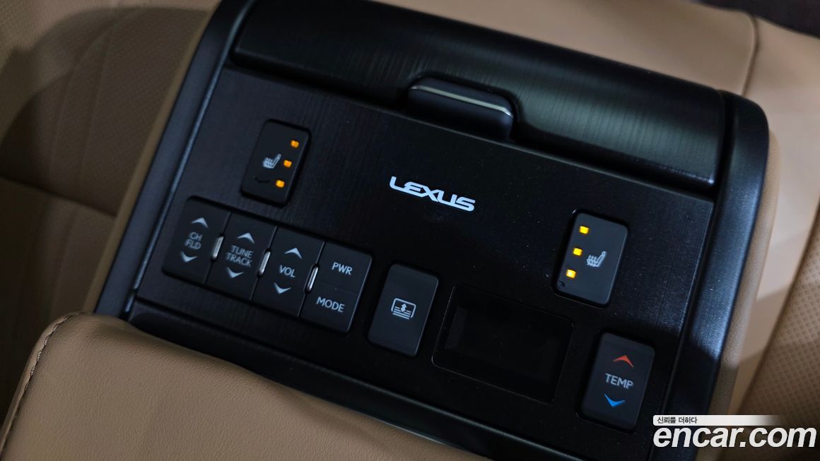 Lexus ES 2021