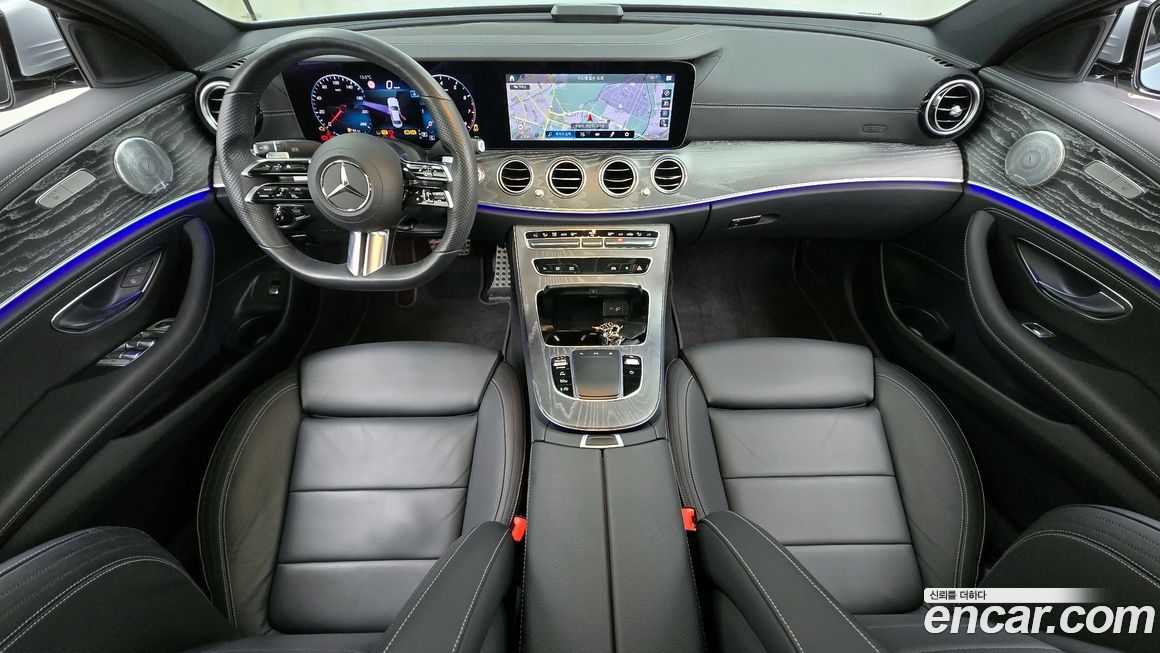 Mercedes-Benz E-Class 2021