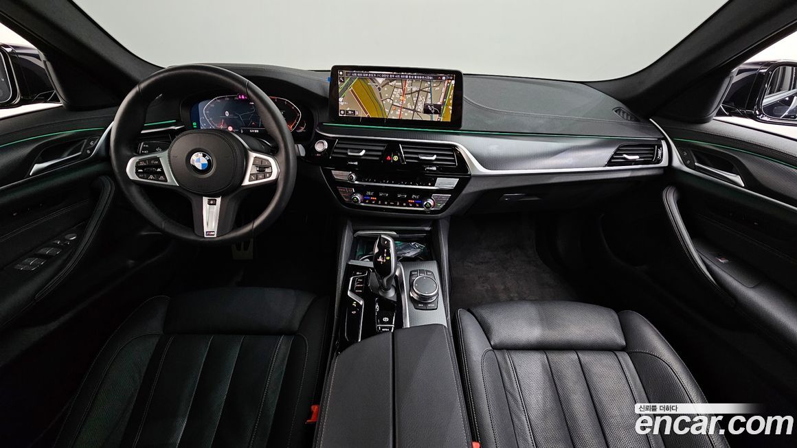 BMW 5-Series 2023