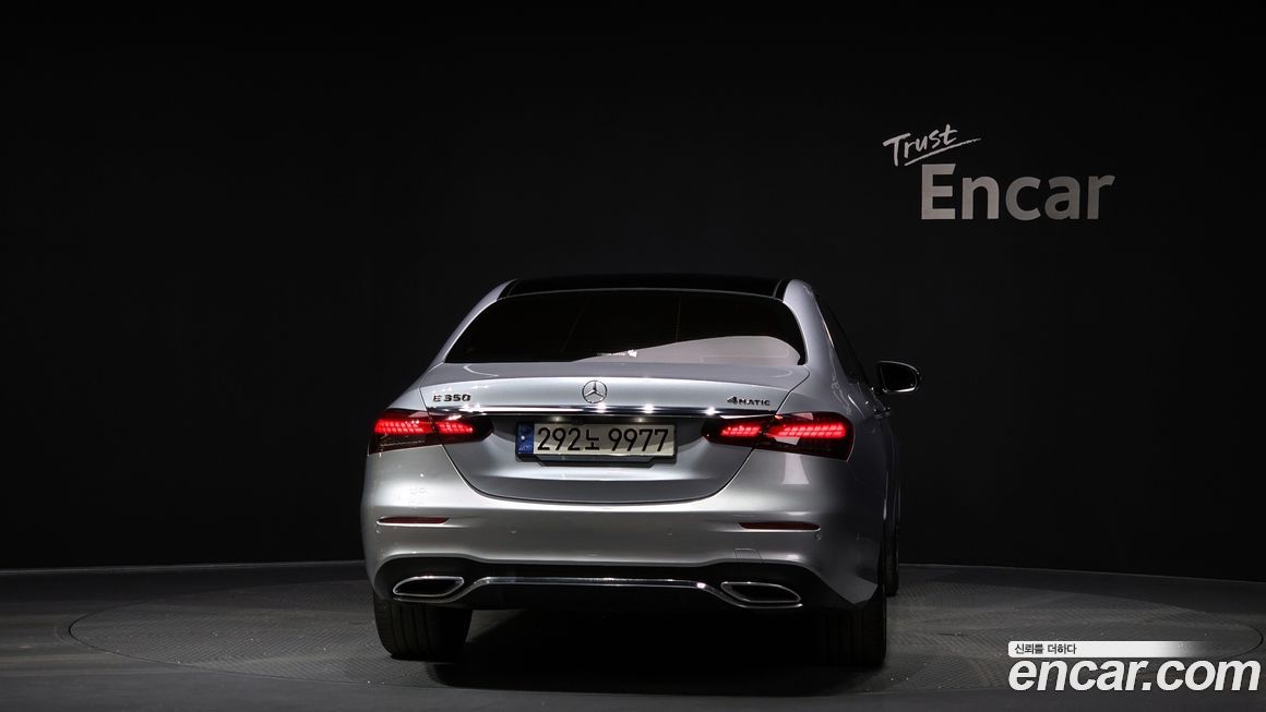 Mercedes-Benz E-Class 2021