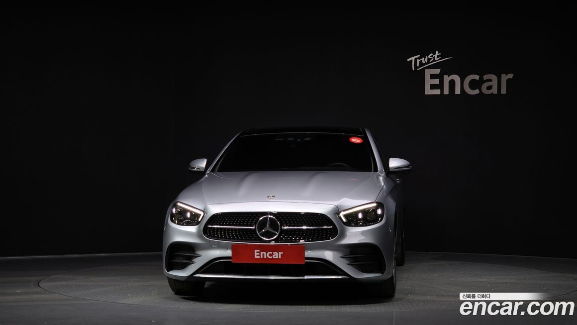 Mercedes-Benz E-Class 2021