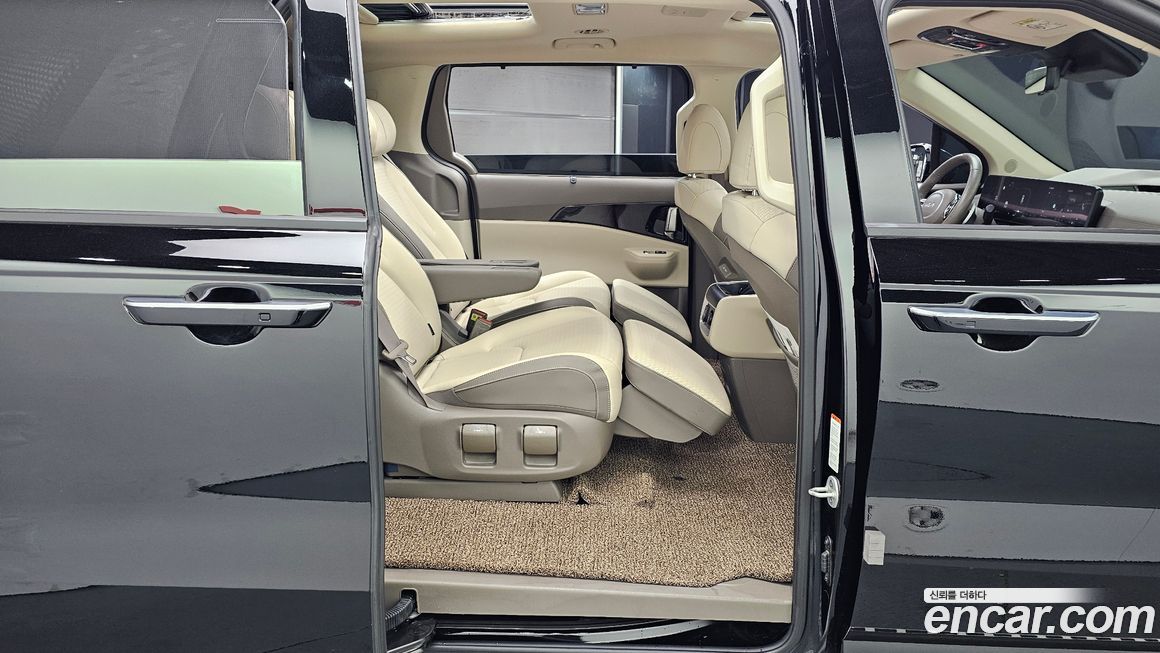 Kia Canival 2024