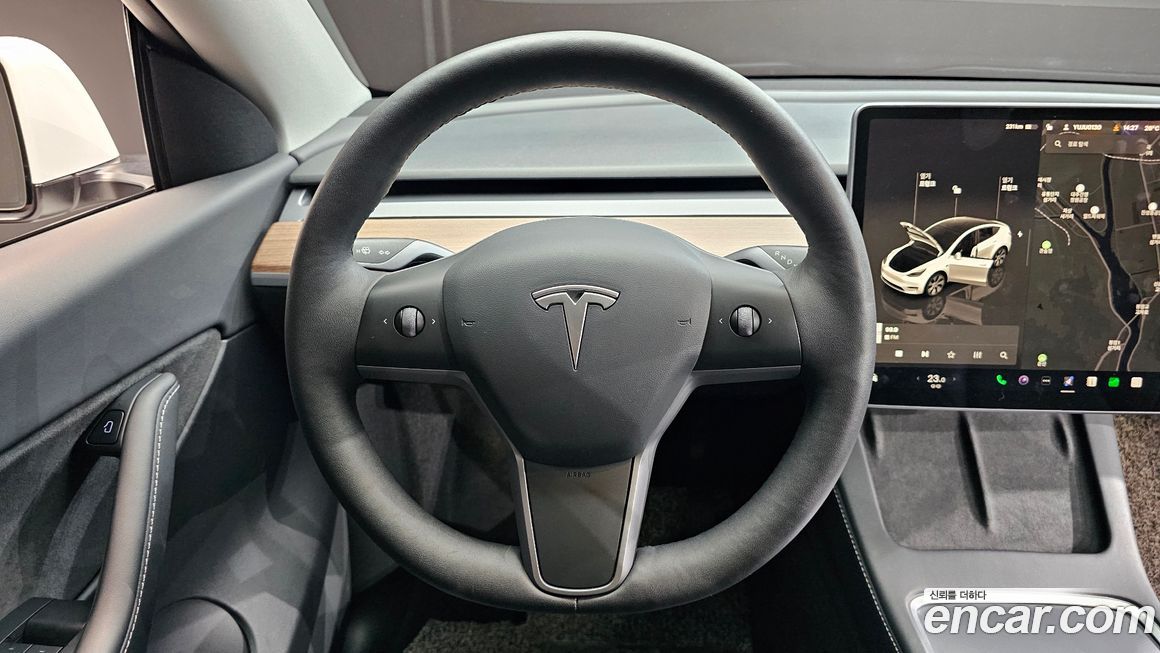 Tesla Model Y 2022