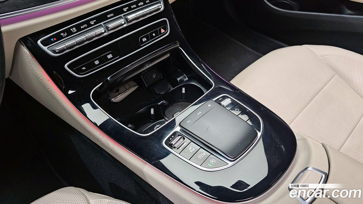 Mercedes-Benz E-Class 2023
