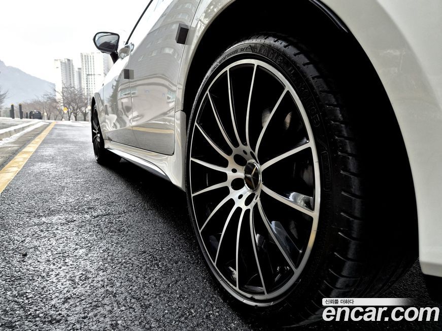 Mercedes-Benz CLS-Class 2019