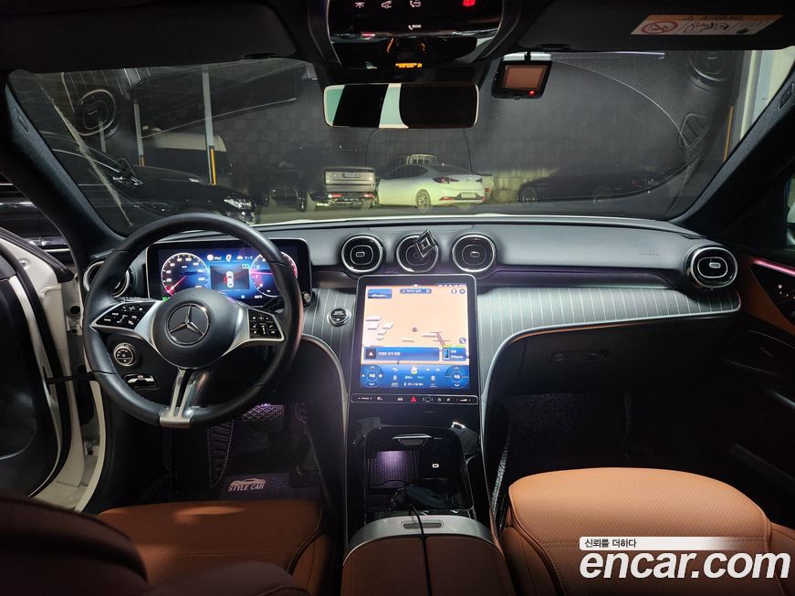 Mercedes-Benz C-Class 2024