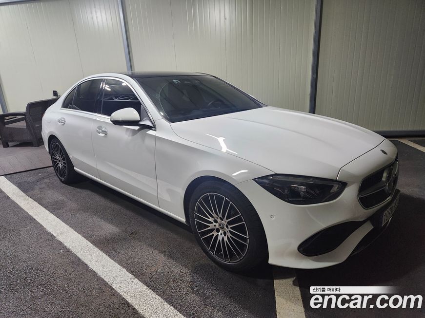 Mercedes-Benz C-Class 2024