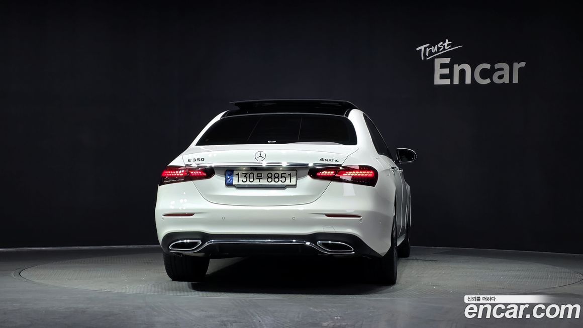 Mercedes-Benz E-Class 2021