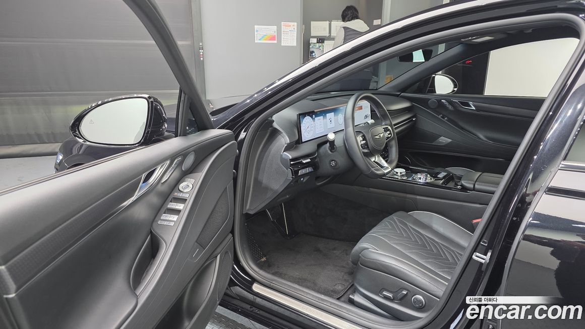 Genesis G80 2025