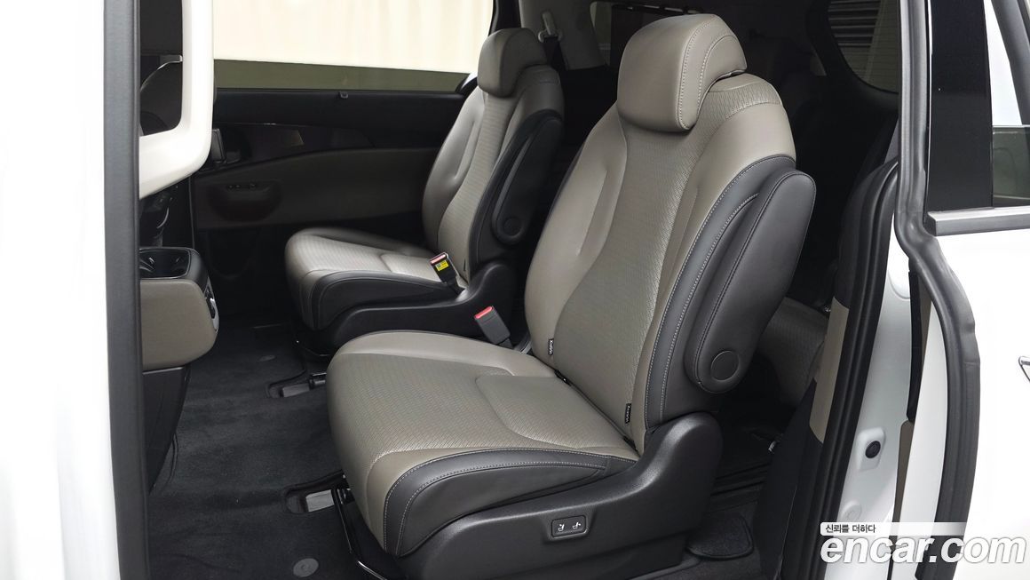 Kia Canival 2024