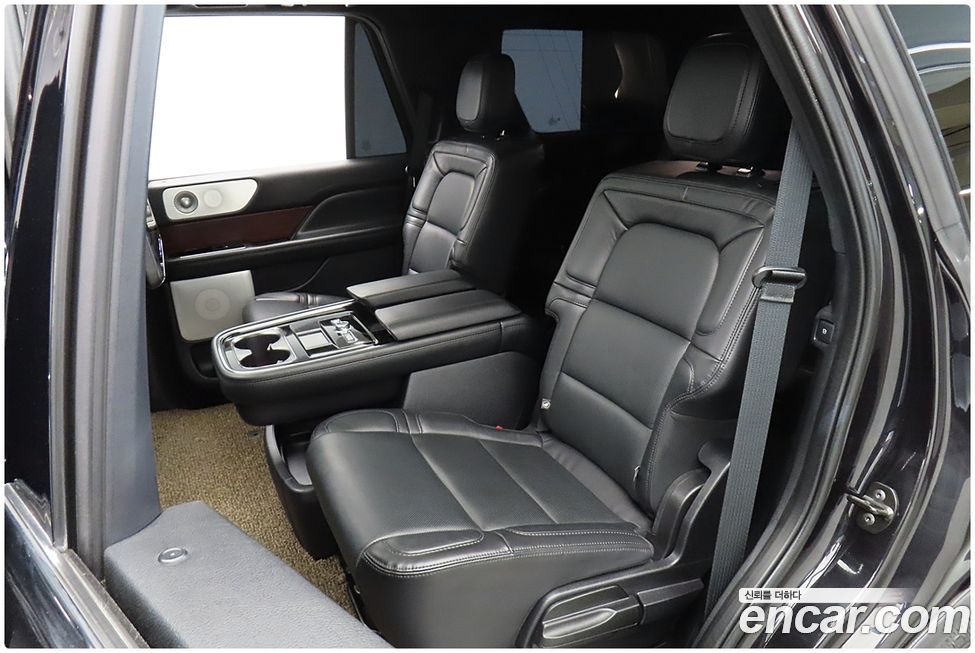 Lincoln Navigator 2021